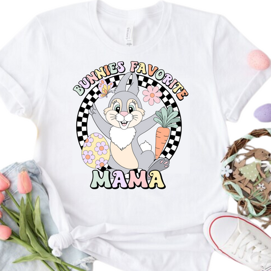 Bunnies Favorite Mama - Unisex T-Shirt