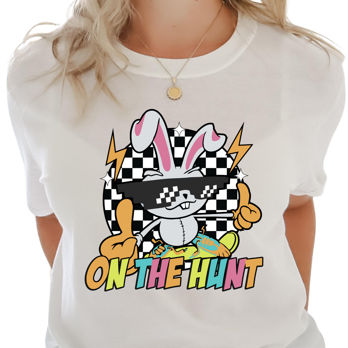 On The Hunt / Easter - Unisex T-Shirt