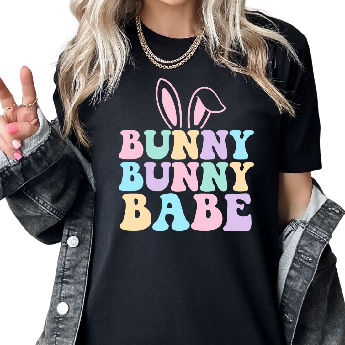 Bunny, Bunny Babe - Unisex T-Shirt