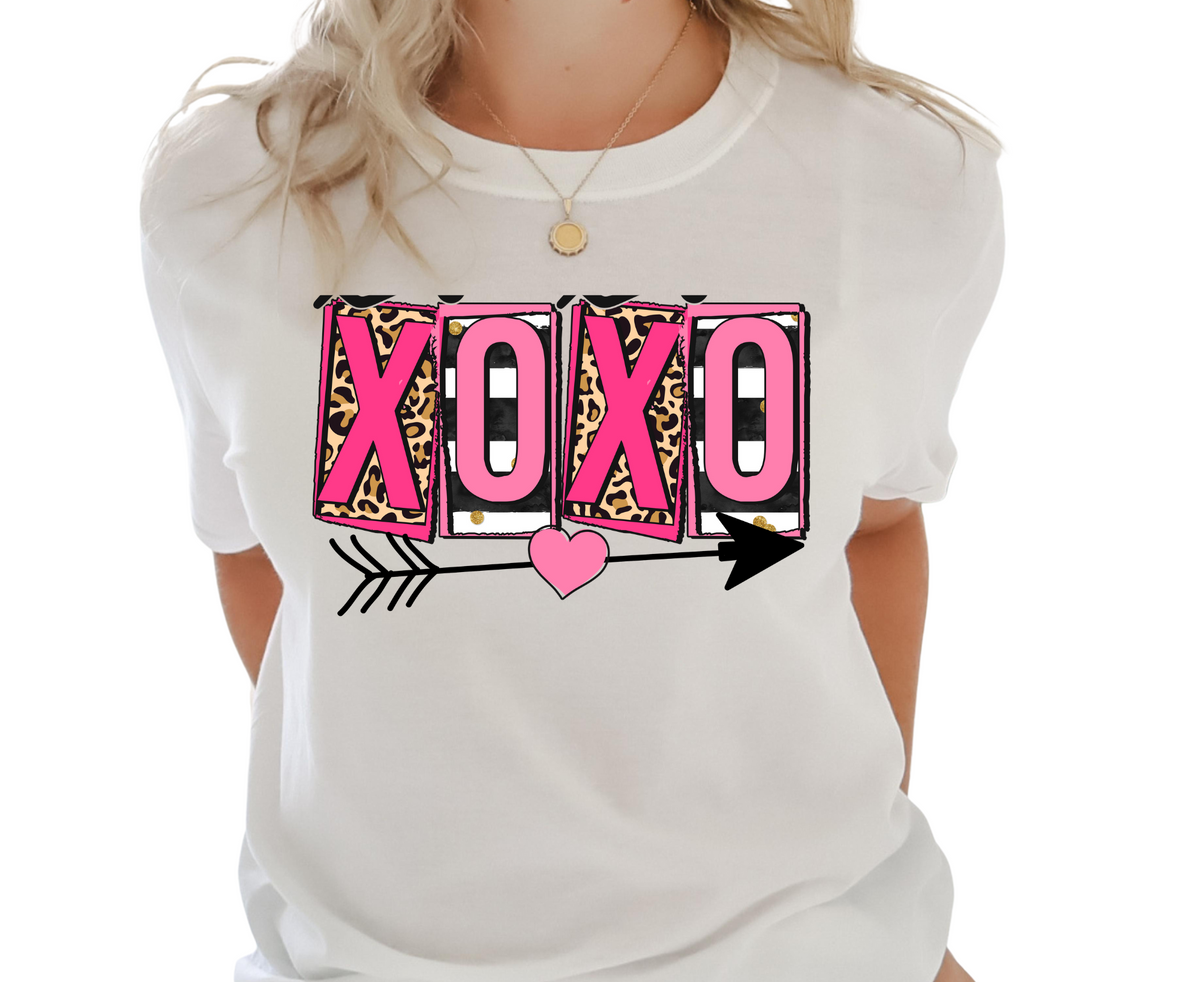 XOXO - Unisex T-Shirt